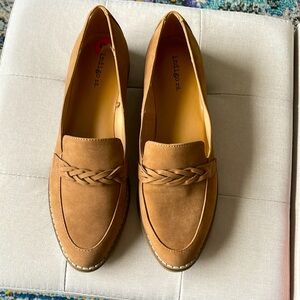 Indigo Rd Women’s Tan Haven Braided Loafers Slip on size 9-1/2 NWOT
